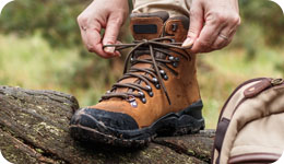 Vaellus- ja metsästyskengät