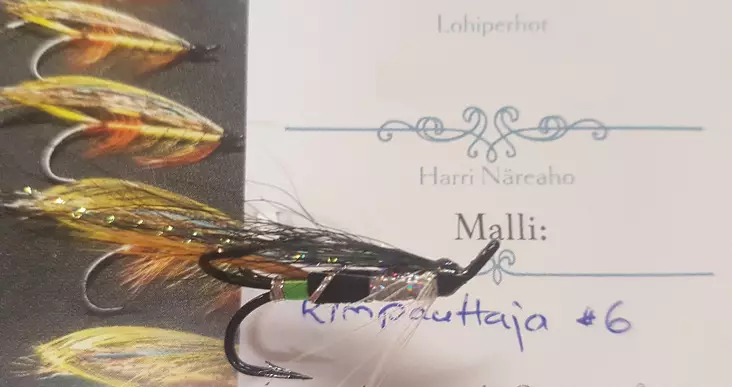Rimpauttaja #6, kolmihaara - Valmisperhot - 06999145963063 - 1